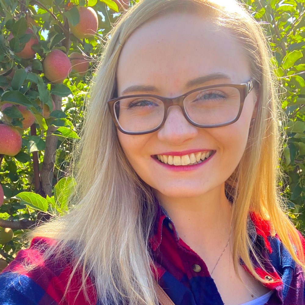 Meet your Posher, Carlie